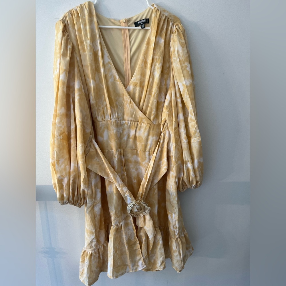 Missguided V neck dress